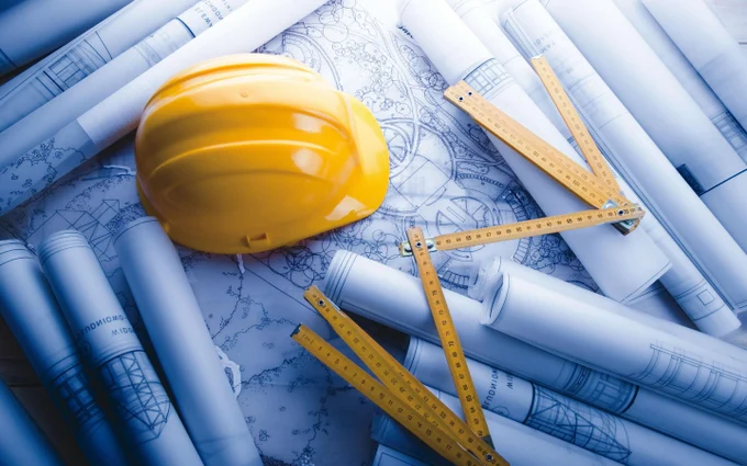 ПРОФЕССИОНАЛЬНЫЙ И ПОДГОТОВЛЕННЫЙ ПЕРСОНАЛ